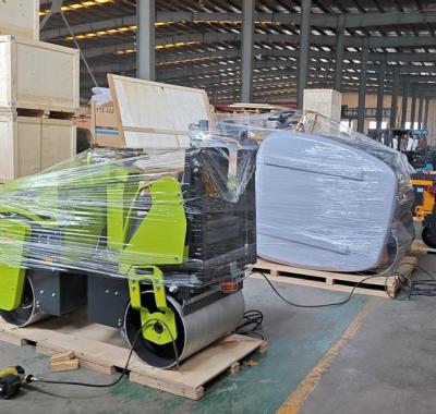 持續交貨中！奔馬小型壓路機出口發貨
